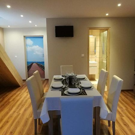 Room4U Apartment Balatonszárszó Exteriör bild